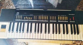 JVC KB-500