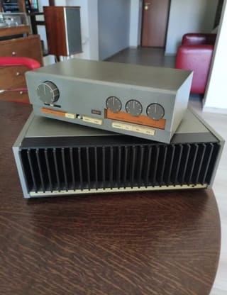 QUAD 405 Power Amplifier + 33 Preamplifier