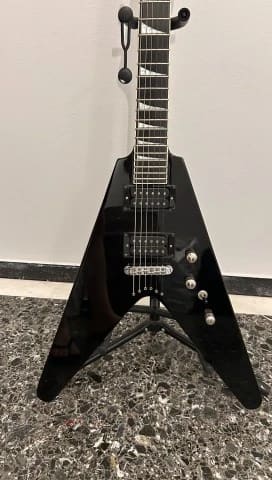 Jackson Y2KV Replica