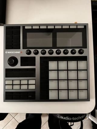 Native Instruments Maschine+ (Plus)