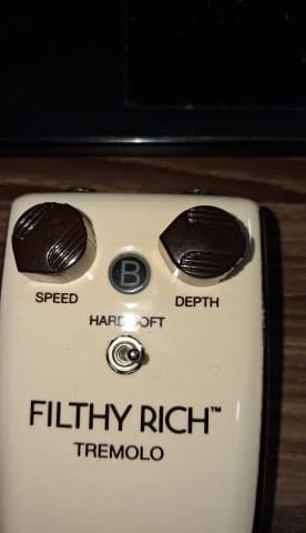 Danelectro FILTHY RICH TREMOLO
