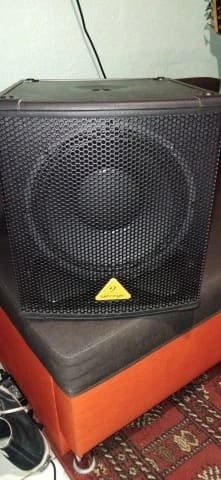 Behringer B1200D-PRO