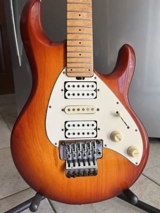 Ernie Ball Music Man Silhouette (1993) – Factory Floyd Rose HSH