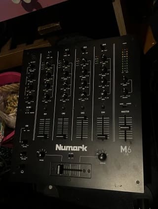 Numark M6 USB