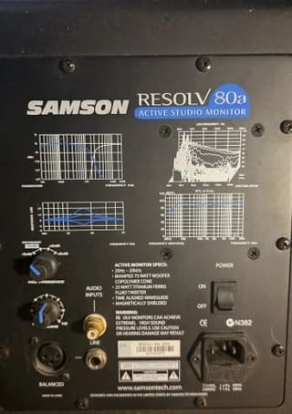 Κονσόλα PEAVEY 1002-8 RQ R/M και 2 Ηχεία SAMSON RESOLV 80a