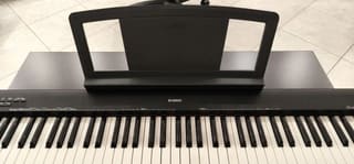 Yamaha NP-30 Portable Grand