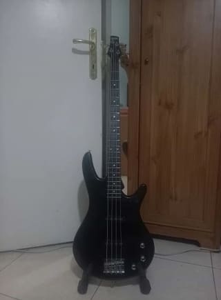 Ibanez GSR180