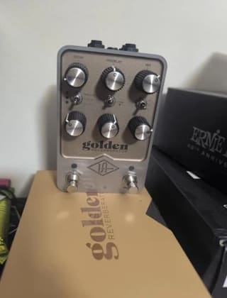 Universal Audio UAFX Golden Reverberator