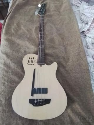 Godin Canada a4 ultra