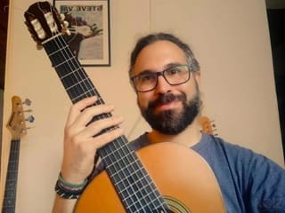 Παραδίδω μαθήματα κλασικής κιθάρας