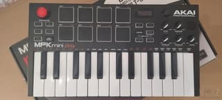 akai mpkII mini (play)