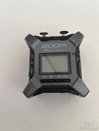 Zoom F3 field recorder