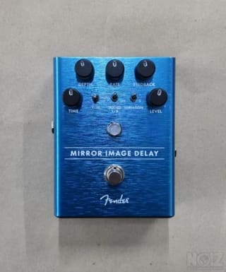Fender Mirror Image Delay