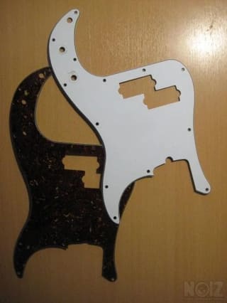 PICKGUARD -Precision BASS 4 STRING  U.S.