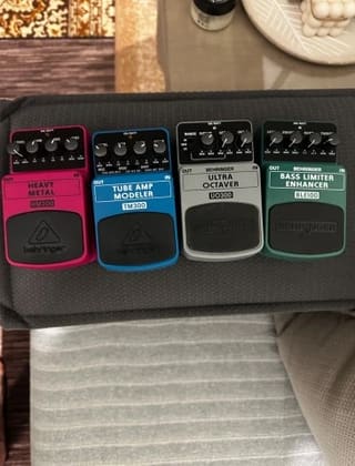 Behringer pedals bundle
