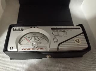 QIZE Chromatic Tuner (Analog VU Meter)