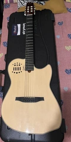Godin Multiac Nylon SA
