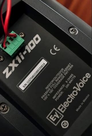 4x Electro-Voice Zx1i-100