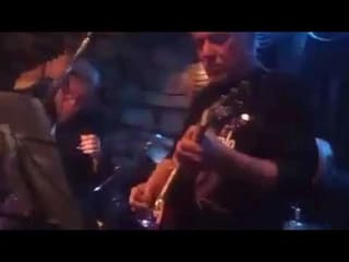 κοβερ ροκ μπαντα ψαχνει τραγουδιστη-τρια