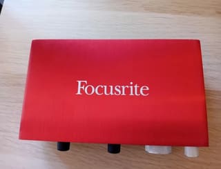 Focusrite Scarlett 2i2 2nd Gen