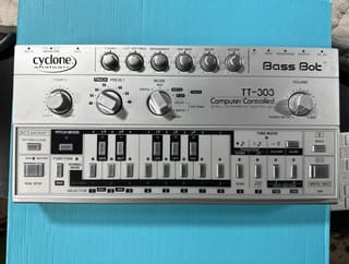 Cyclone Analogic TT-303