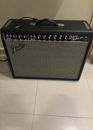 Fender Deluxe Reverb Amp