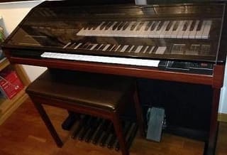 Yamaha Electone MC-600