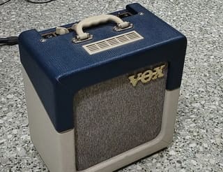 Vox AC4C1-TV