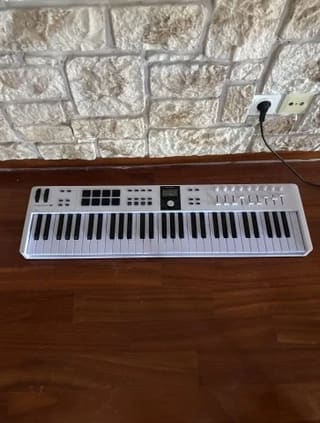 Arturia KeyLab Essential 61 MK3
