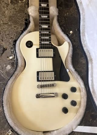 Gibson Les Paul Studio Alpine White