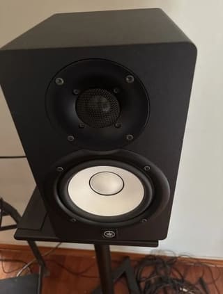 Yamaha HS5