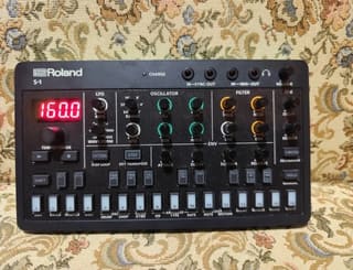Roland AIRA Compact S-1