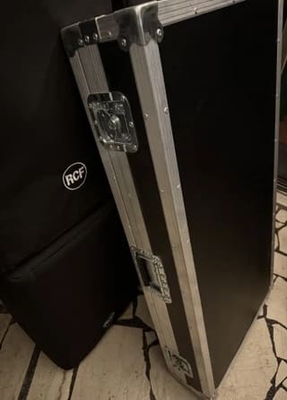 Dj case