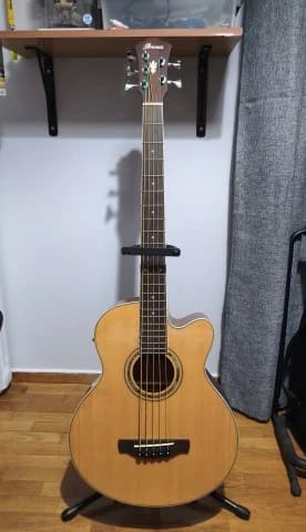 Ibanez AEB10E-NT Acoustic Bass
