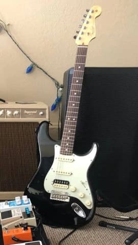 Fender American Professional Stratocaster HSS