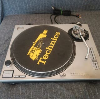 Technics SL-1200 MK2