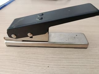 Pick cutter
