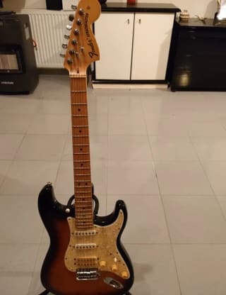 Fender American Stratocaster HSS (2006-2007) Made in USA-Sunburst