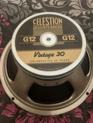 Marshall Celestion V30