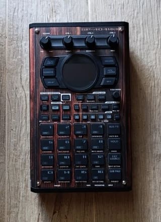 Roland SP-404 MKII