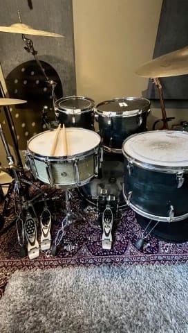 Pearl Export Set + Ride +Hi hat + Pearl Eliminator