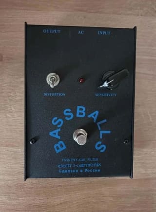 Electro-Harmonix BassBalls