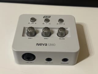 Esi neva uno