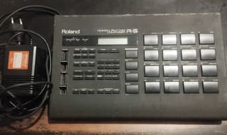 Roland R5
