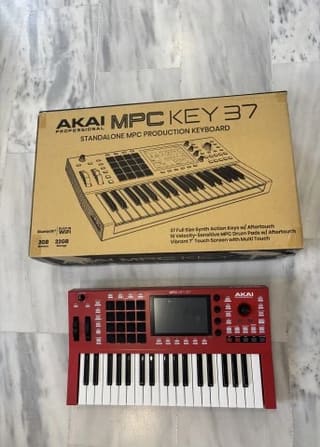 Akai MPC KEY 37