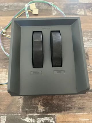 Studiologic SL-880 Pro original σύνολο pitch και mod τροχών