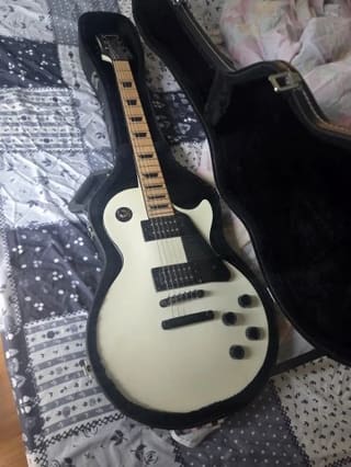 Epiphone las paul alpine white