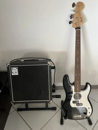 Fender Squier Affinity P Bass