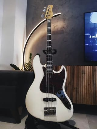 Sire Marcus Miller V7 2nd Gen