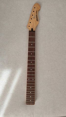 Yamaha EG012